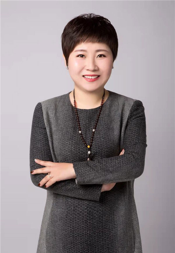 高级环保工程师、AK在线注册总经理、嵩安企业环保管家董事长韩娜
